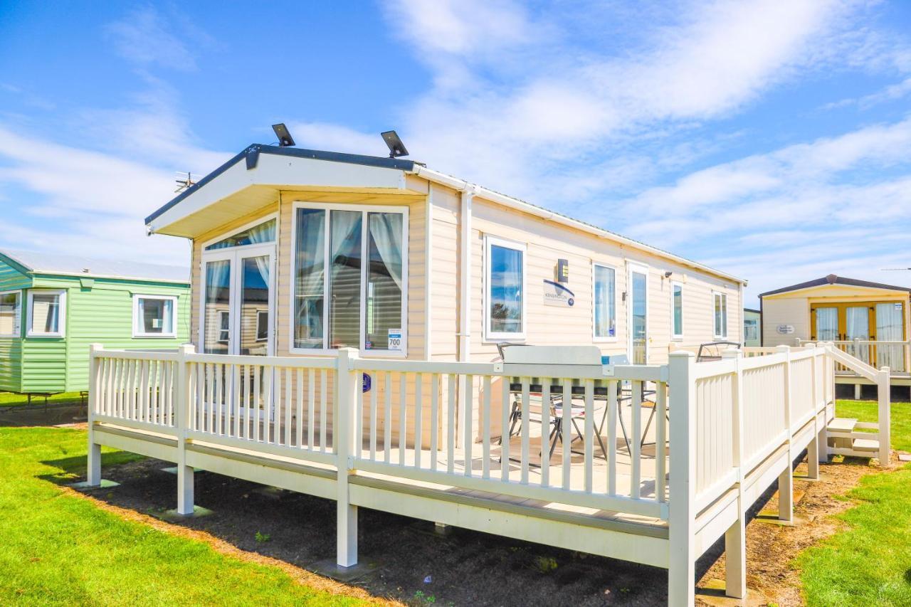 Big Skies Platinum Plus Holiday Home With Wifi, Netflix, Dishwasher, Decking Camber ภายนอก รูปภาพ